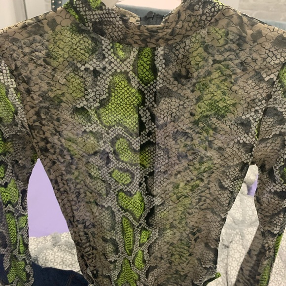 Neon green body suit - Picture 4 of 5